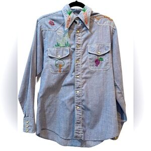 VTG Unique Folk Art Embroidery Garden Girl Pearl Button Long Sleeve Unisex Shirt